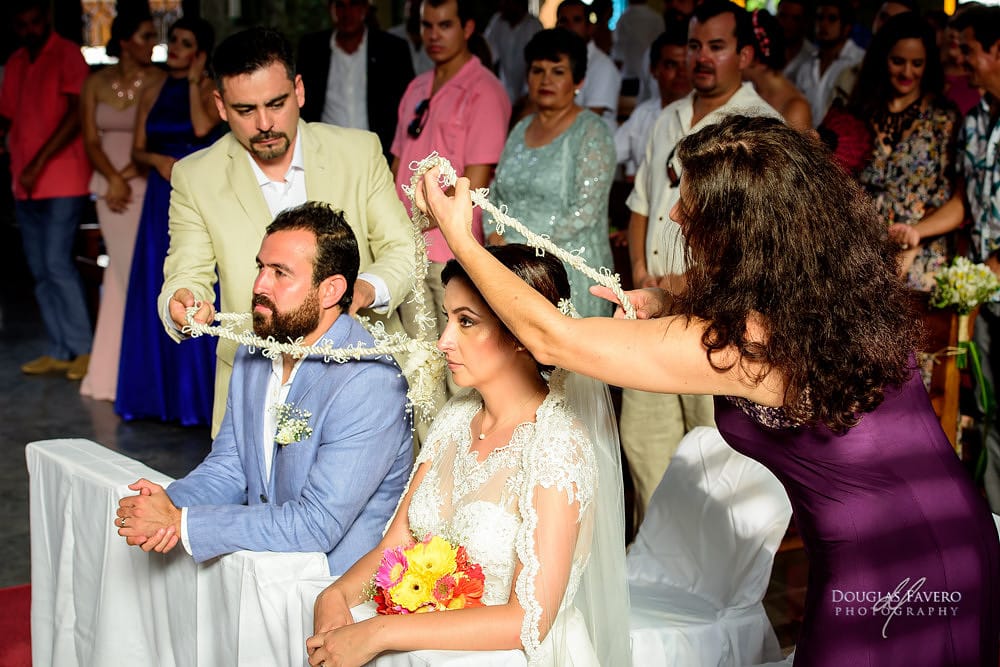 Tania and Luis, destination wedding at Playa Bacocho, Puerto Escondido, Oaxaca