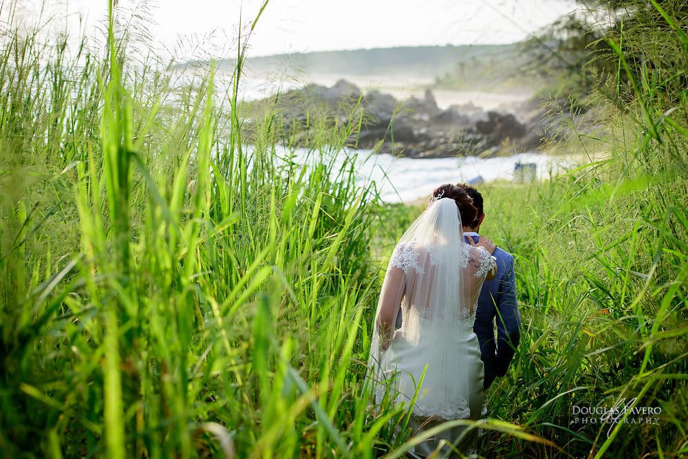Tania and Luis, destination wedding at Playa Bacocho, Puerto Escondido, Oaxaca