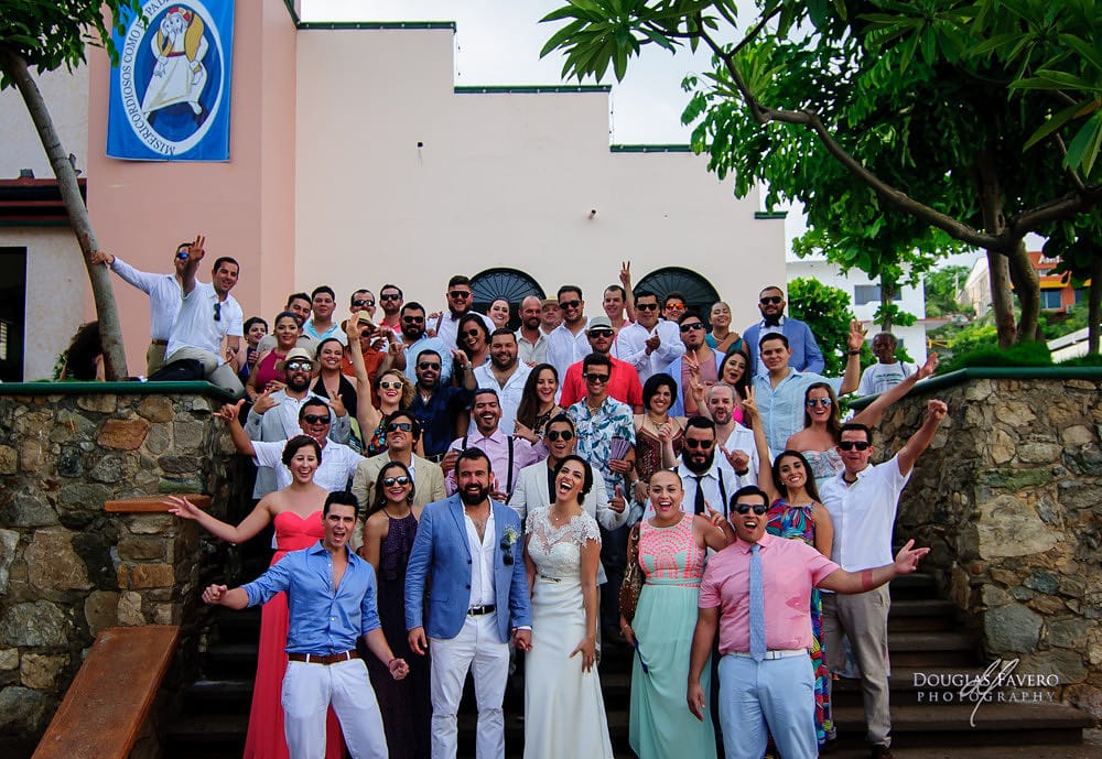 Tania and Luis, destination wedding at Playa Bacocho, Puerto Escondido, Oaxaca