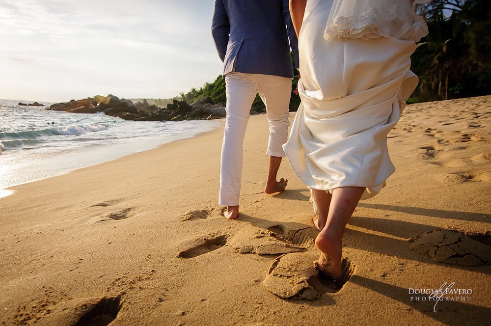 Tania and Luis, destination wedding at Playa Bacocho, Puerto Escondido, Oaxaca