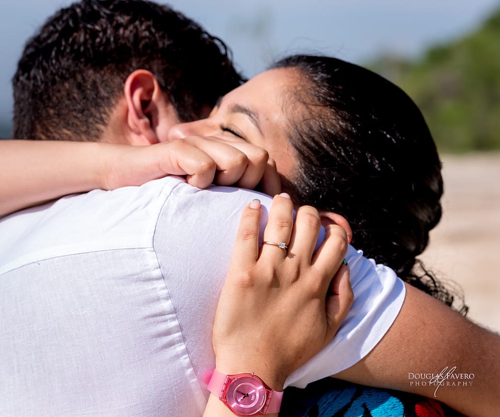 Carlos and María, surprise proposal at Hierve el Agua, Oaxaca
