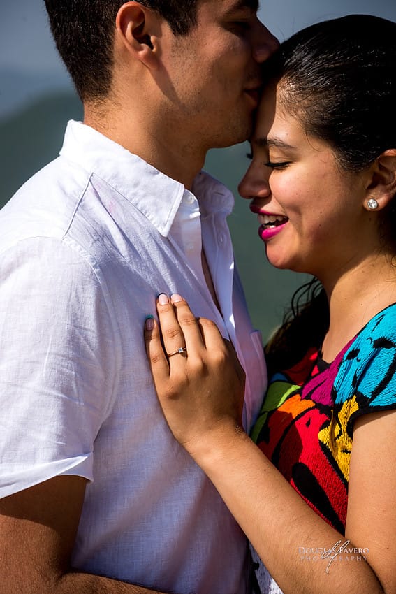 Carlos and María, surprise proposal at Hierve el Agua, Oaxaca