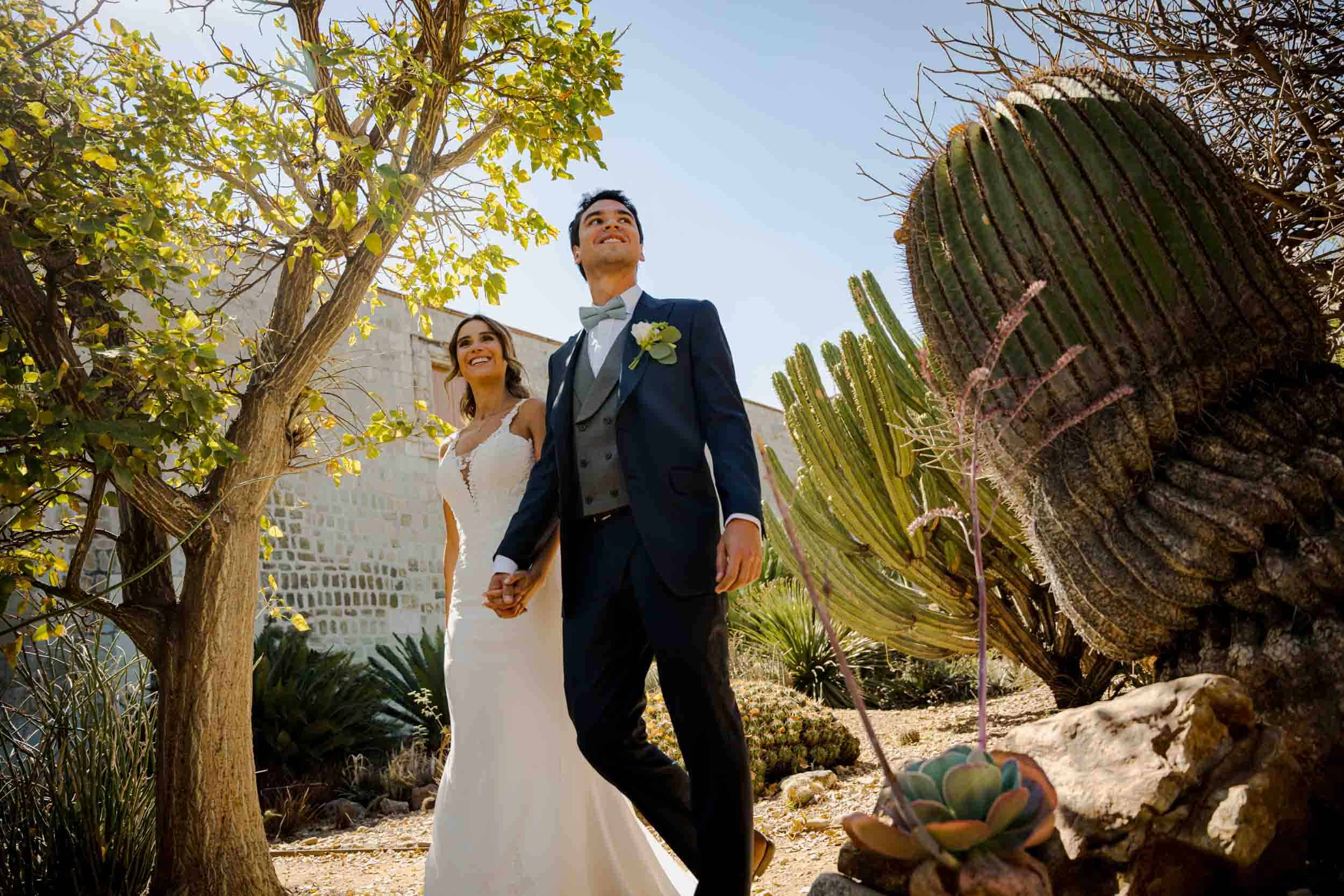 Sylvana & Felipe — Hotel Quinta Real, Jardín Etnobotánico — Douglas Favero Photography