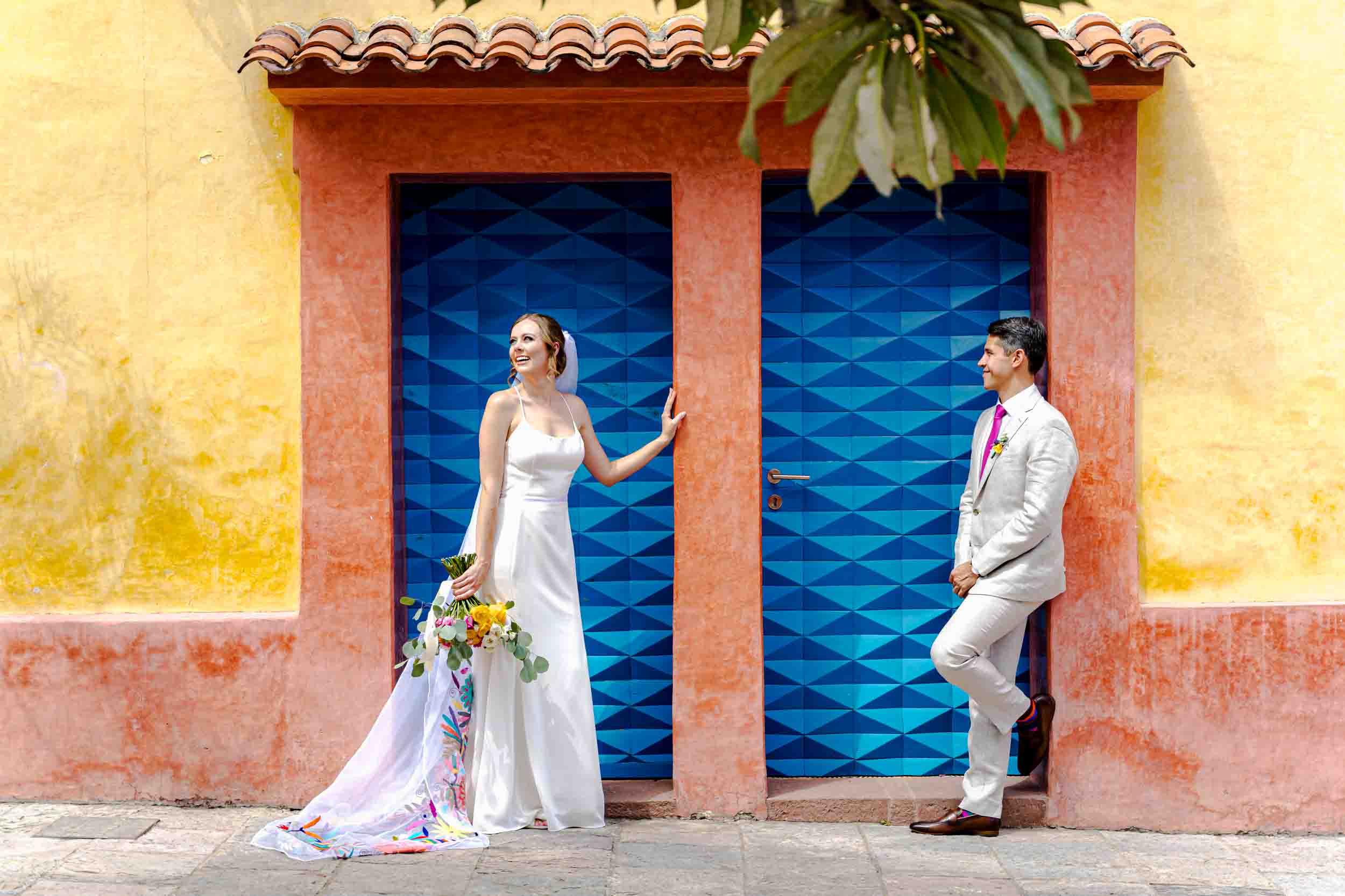 Anneka & Alejandro — El Cardenal, Centro Histórico — Douglas Favero Photography