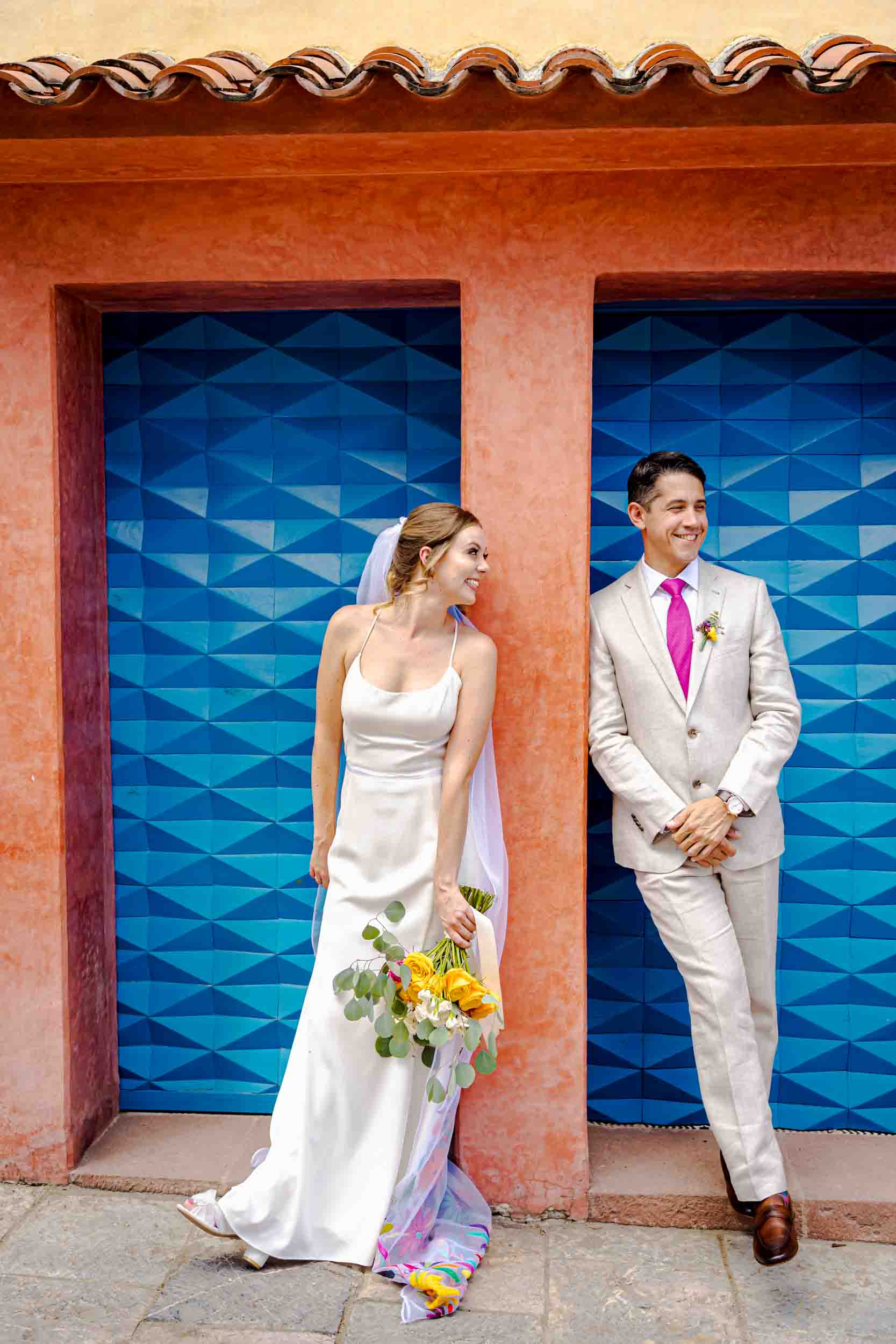 Anneka & Alejandro — El Cardenal, Centro Histórico — Douglas Favero Photography