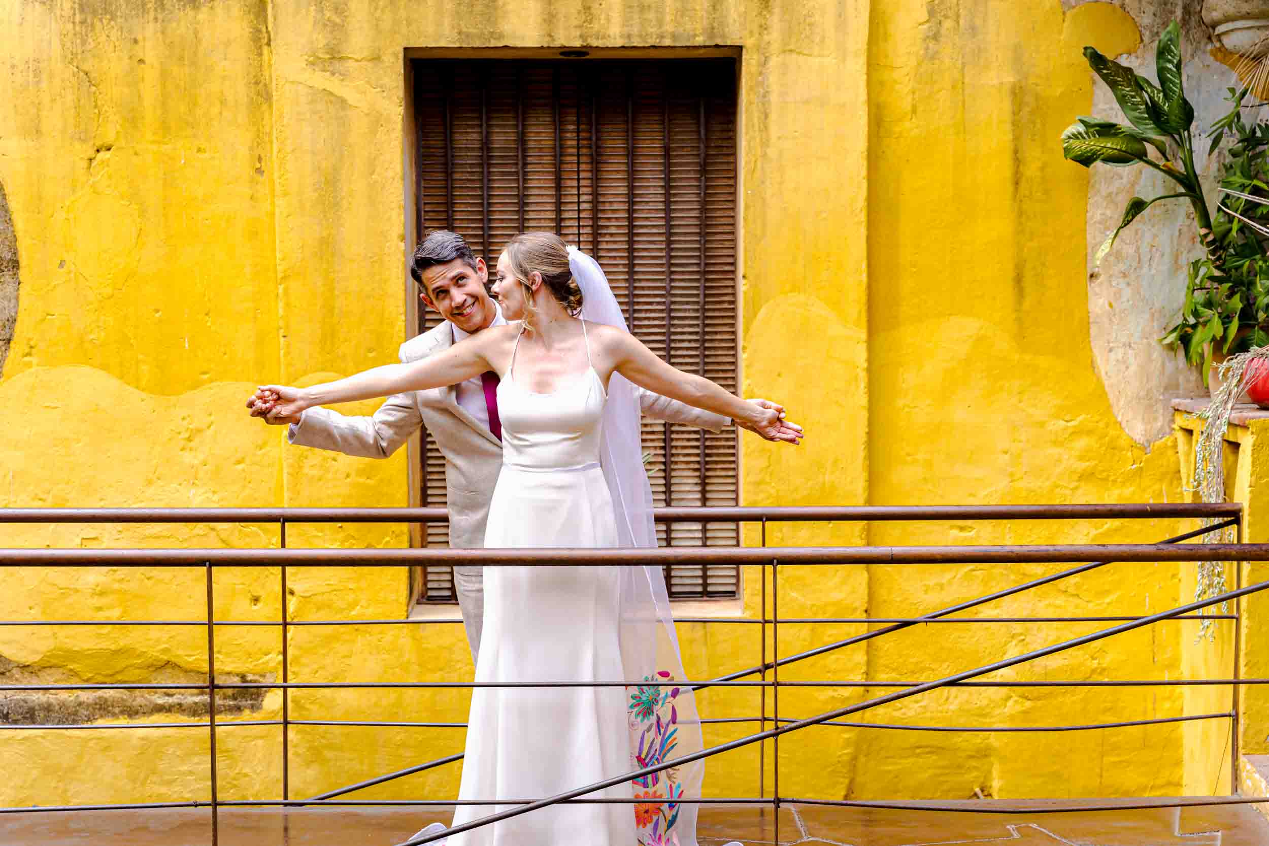 Anneka & Alejandro — El Cardenal, Centro Histórico — Douglas Favero Photography