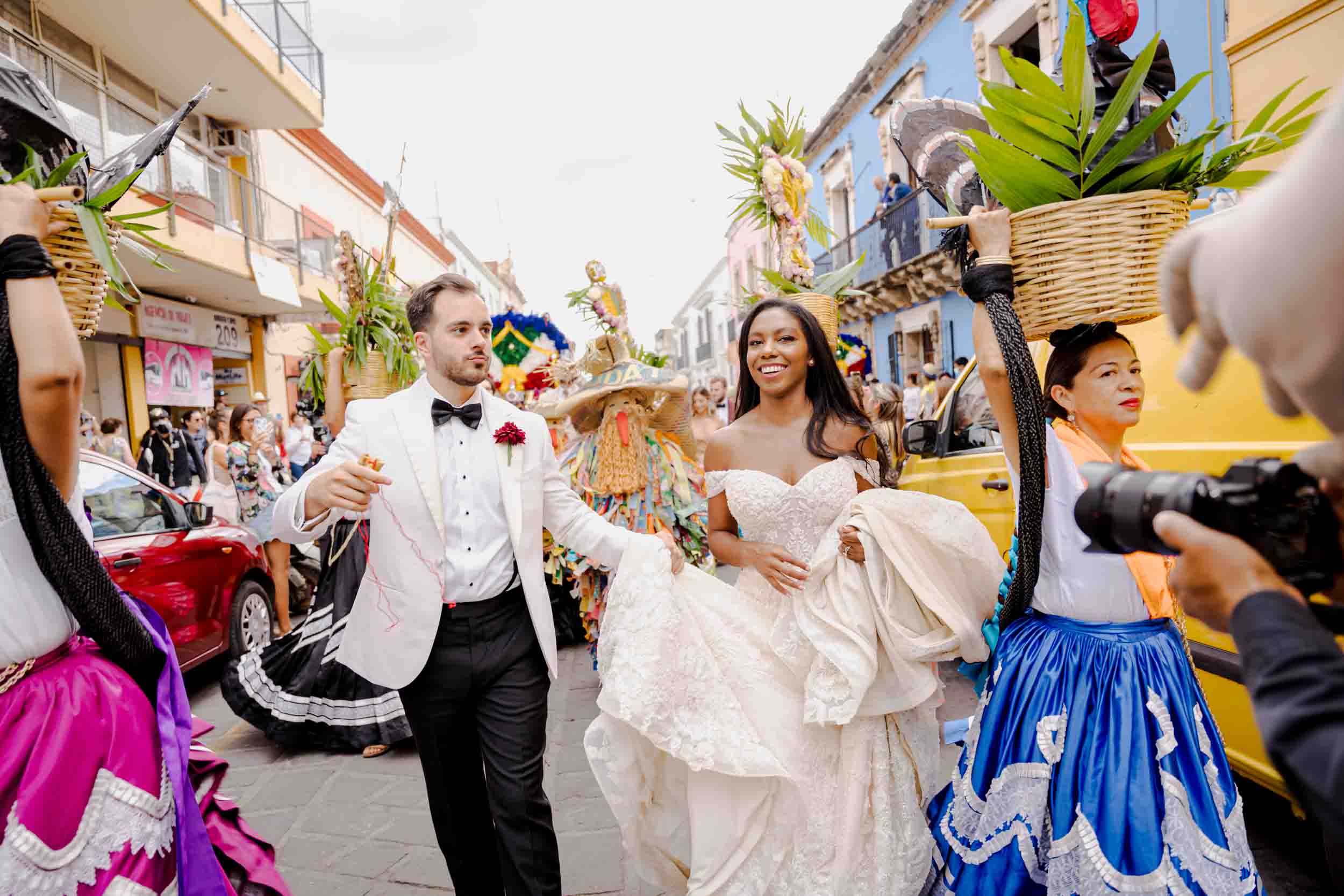 Nicole & Robert — Casa Quiote, Jardín Etnobotánico — Douglas Favero Photography