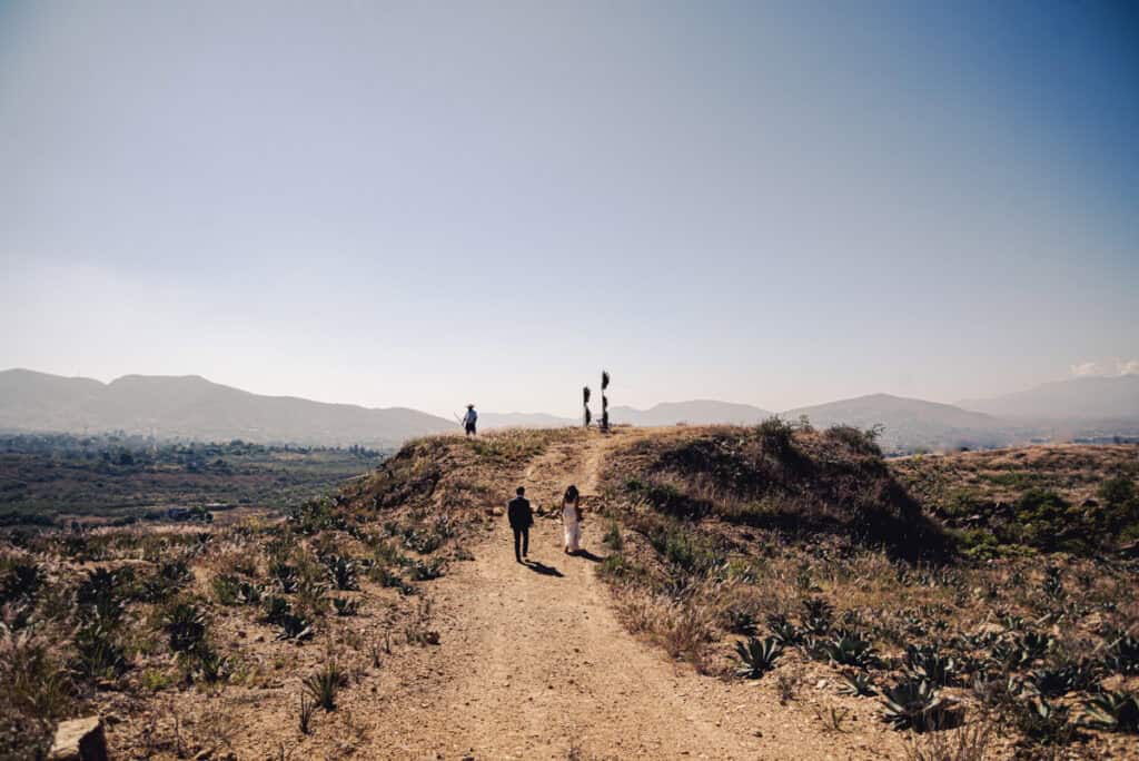 Intimate elopement moment captured in Oaxaca