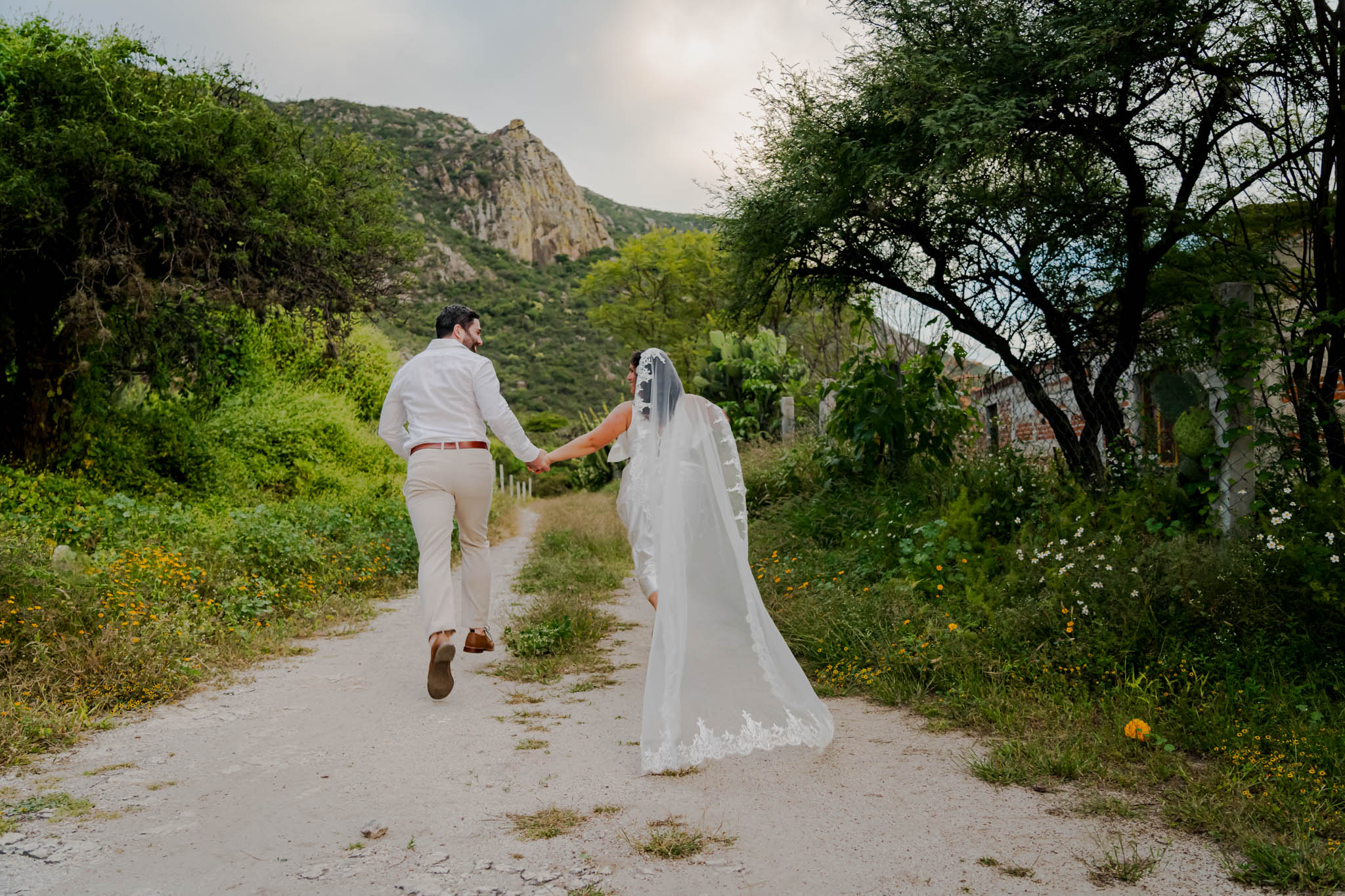 Nicole & Benji — Near Yagul, Oaxaca — Douglas Favero Photography