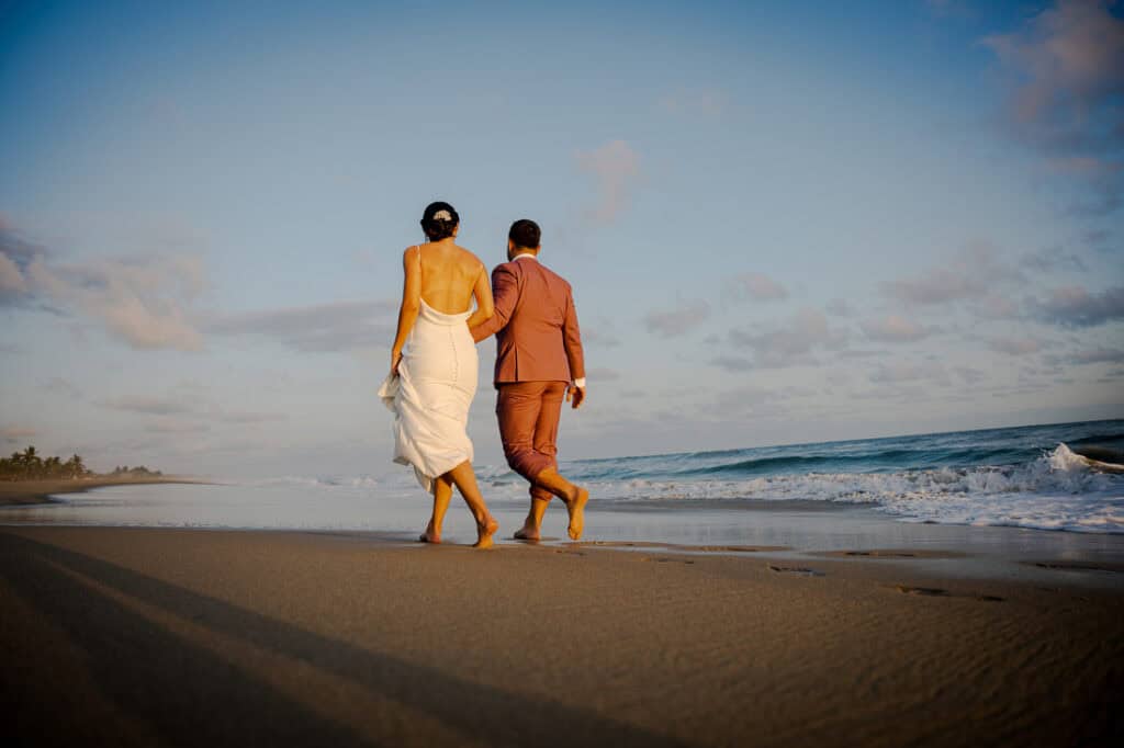 casa mar y mar beach wedding, puerto escondido oaxaca by douglas favero photography