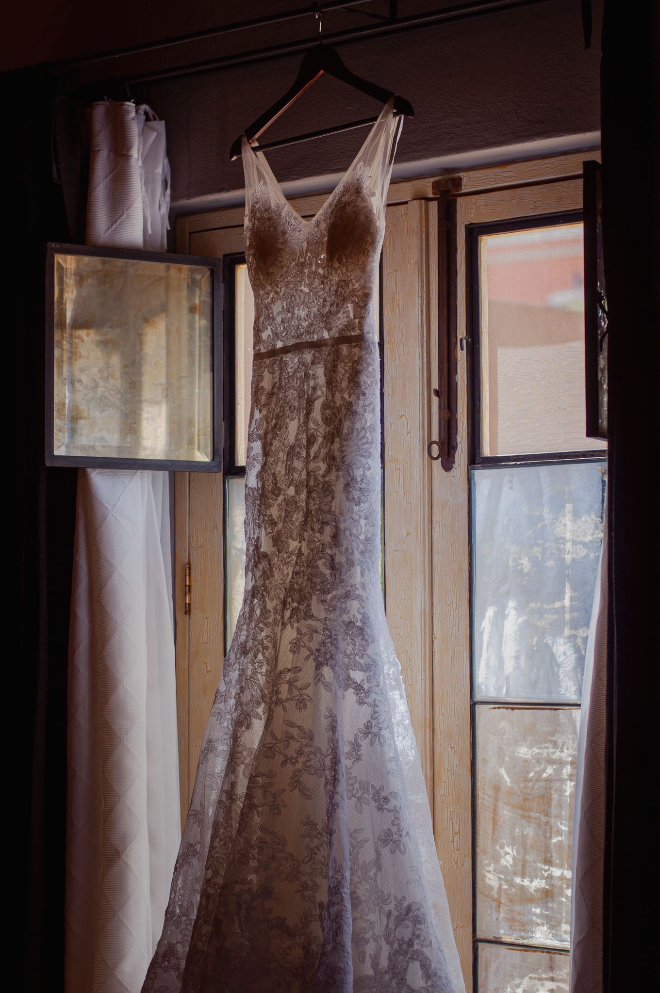 Jess & Luis — La Parroquia & Hotel Boutique Nena — Douglas Favero Photography