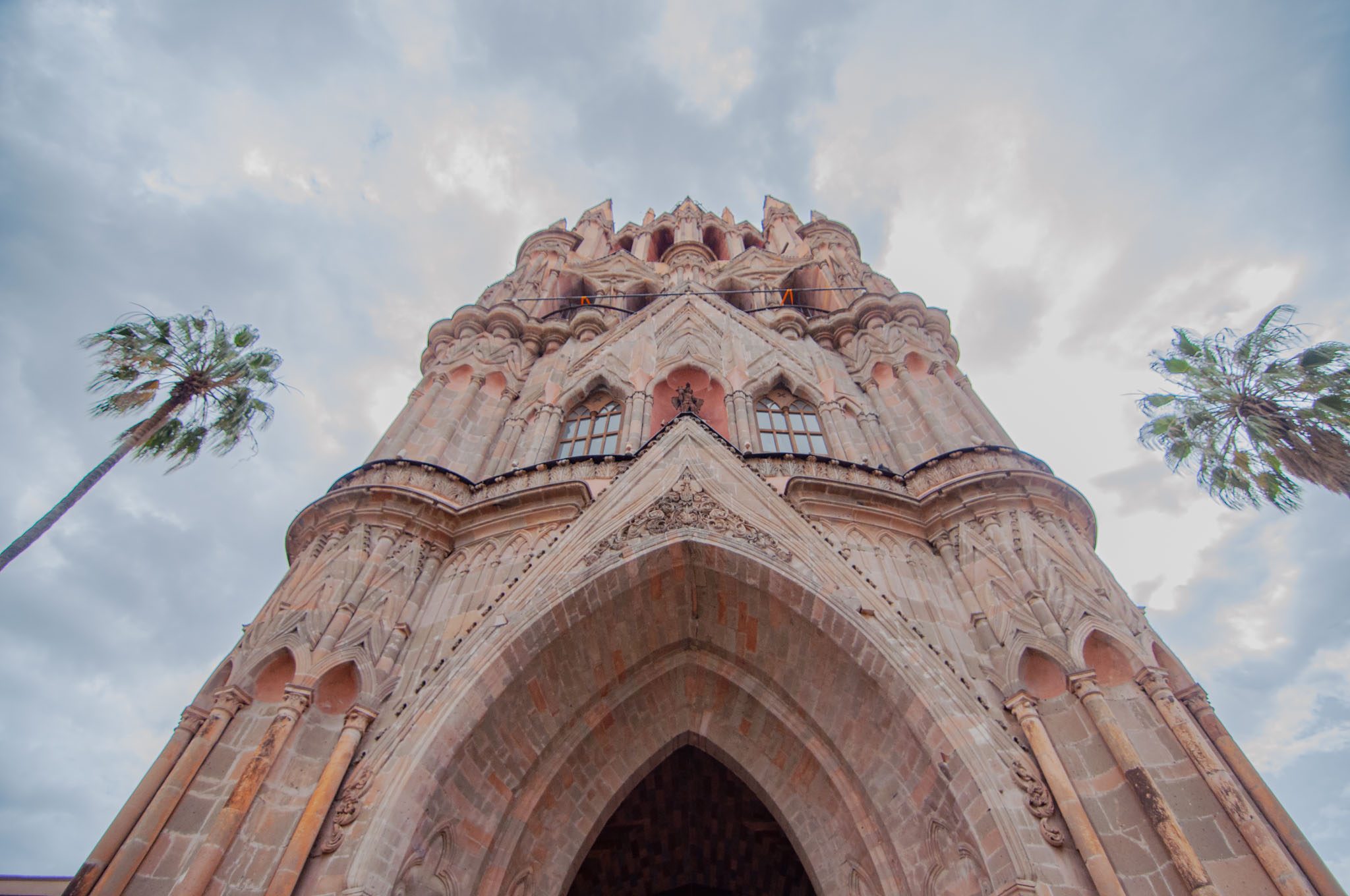 Jess & Luis — La Parroquia & Hotel Boutique Nena — Douglas Favero Photography