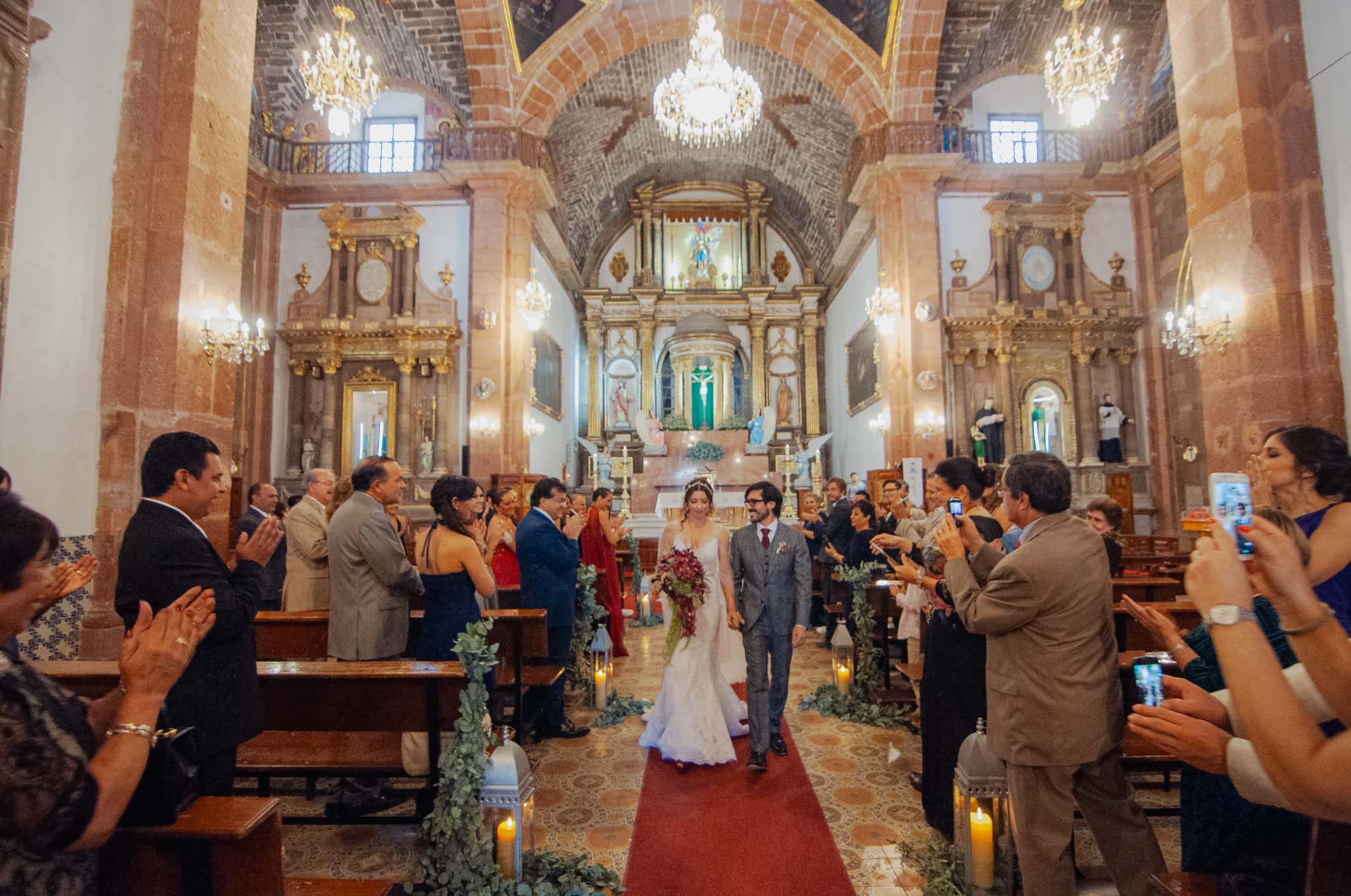 Jess & Luis — La Parroquia & Hotel Boutique Nena — Douglas Favero Photography