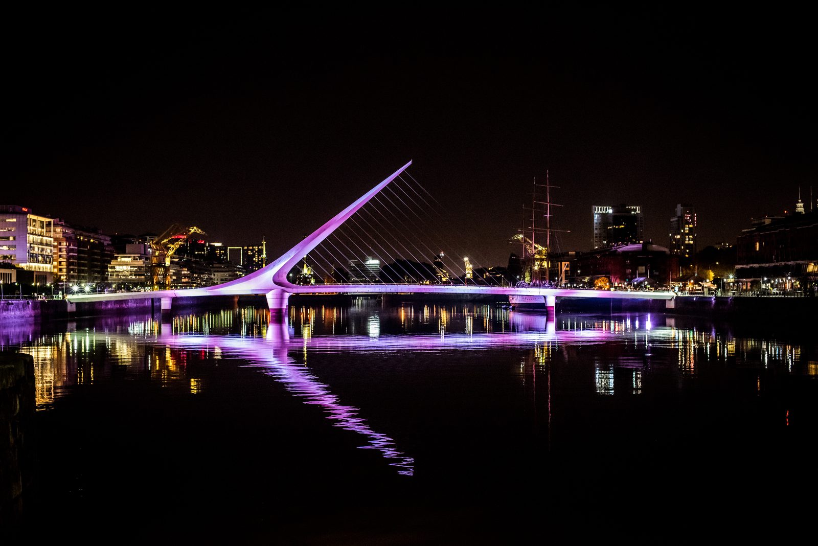 Puente de la Mujer, Puerto Madero
