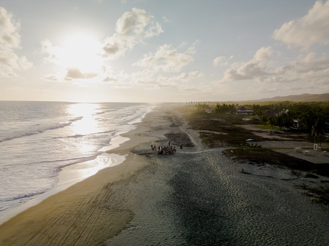 Eli & Roman — Casa Mar y Mar, near Puerto Escondido — Douglas Favero Photography
