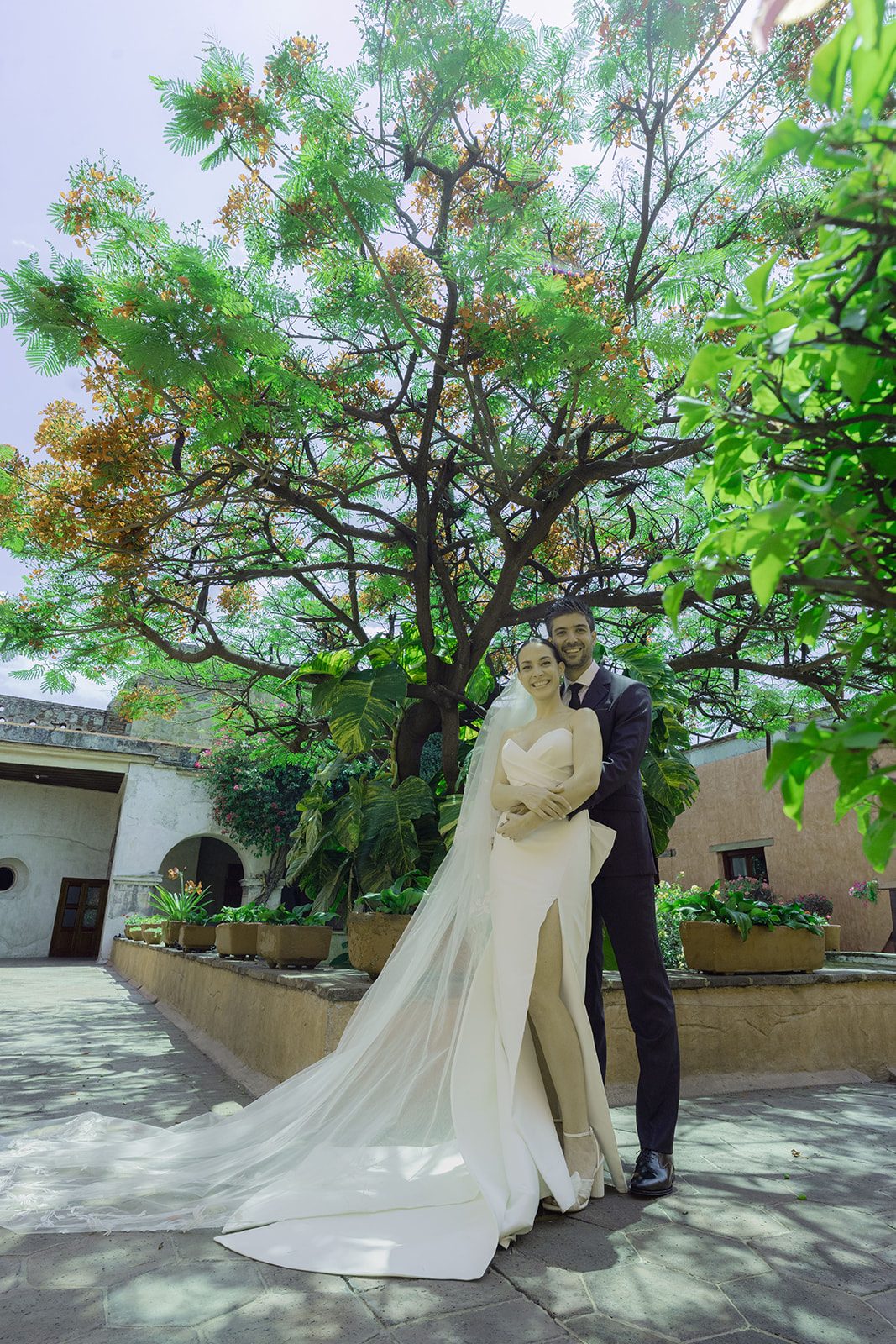 Mariana & Eduardo — Hotel Quinta Real, La Fábrica Patio — Douglas Favero Photography