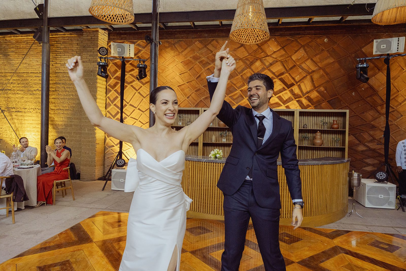 Mariana & Eduardo — Hotel Quinta Real, La Fábrica Patio — Douglas Favero Photography