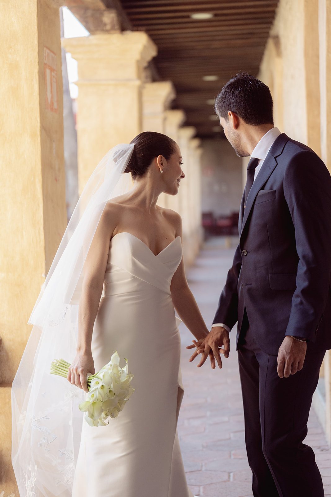 Mariana & Eduardo — Hotel Quinta Real, La Fábrica Patio — Douglas Favero Photography