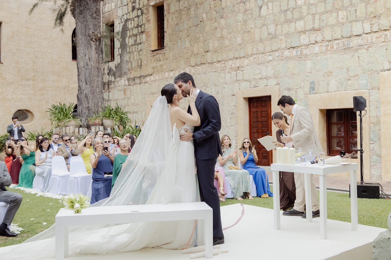 Mariana & Eduardo — Hotel Quinta Real, La Fábrica Patio — Douglas Favero Photography