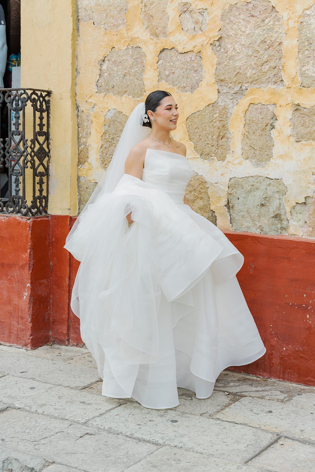 Xime & Luis — Jardín Etnobotánico, Santo Domingo, La Fábrica Patio — Douglas Favero Photography