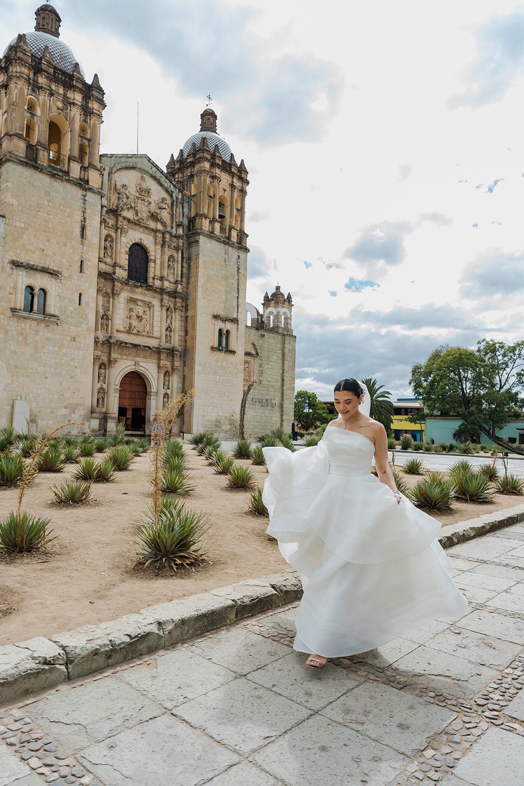 Xime & Luis — Jardín Etnobotánico, Santo Domingo, La Fábrica Patio — Douglas Favero Photography