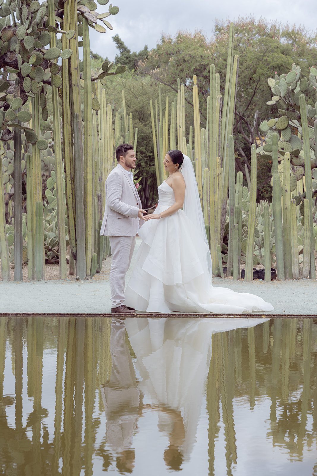 Xime & Luis — Jardín Etnobotánico, Santo Domingo, La Fábrica Patio — Douglas Favero Photography