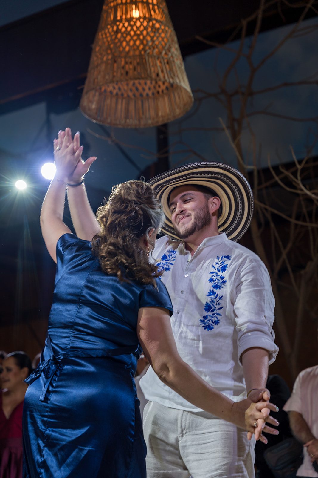 Xime & Luis — Jardín Etnobotánico, Santo Domingo, La Fábrica Patio — Douglas Favero Photography