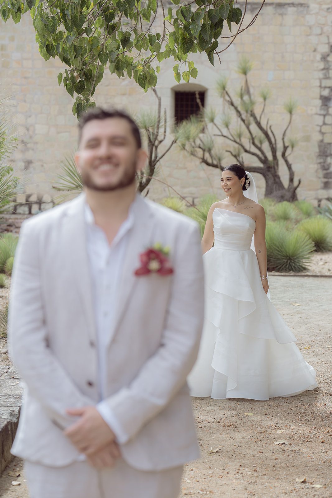 Xime & Luis — Jardín Etnobotánico, Santo Domingo, La Fábrica Patio — Douglas Favero Photography