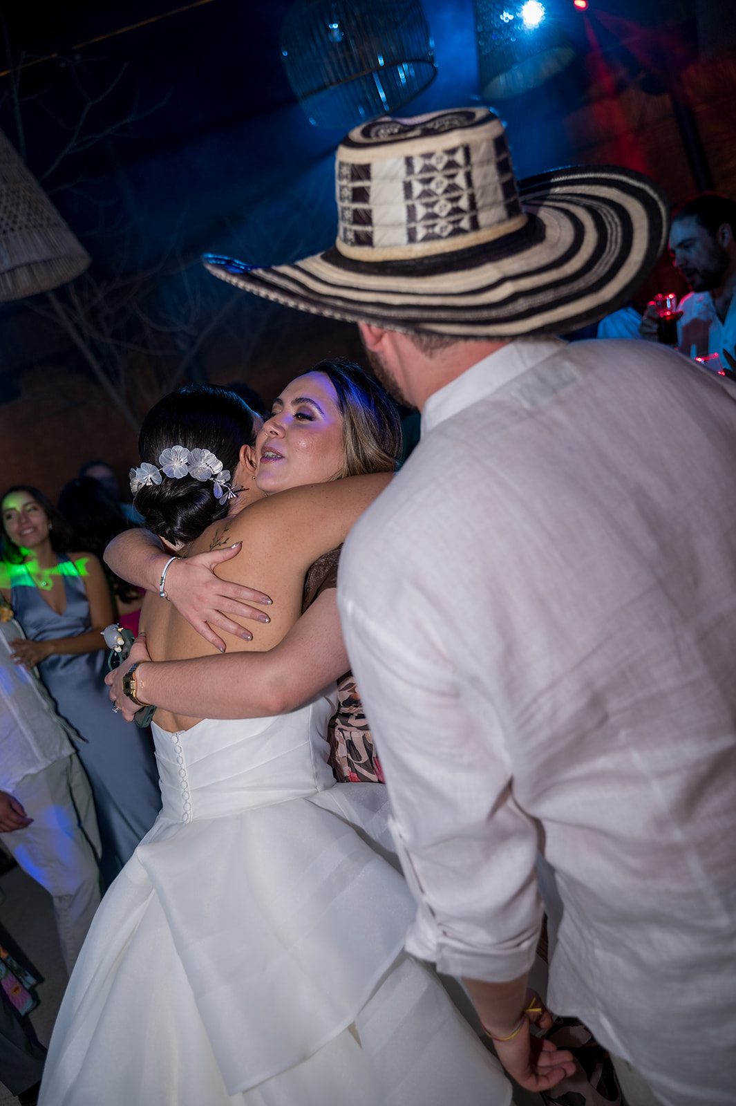 Xime & Luis — Jardín Etnobotánico, Santo Domingo, La Fábrica Patio — Douglas Favero Photography